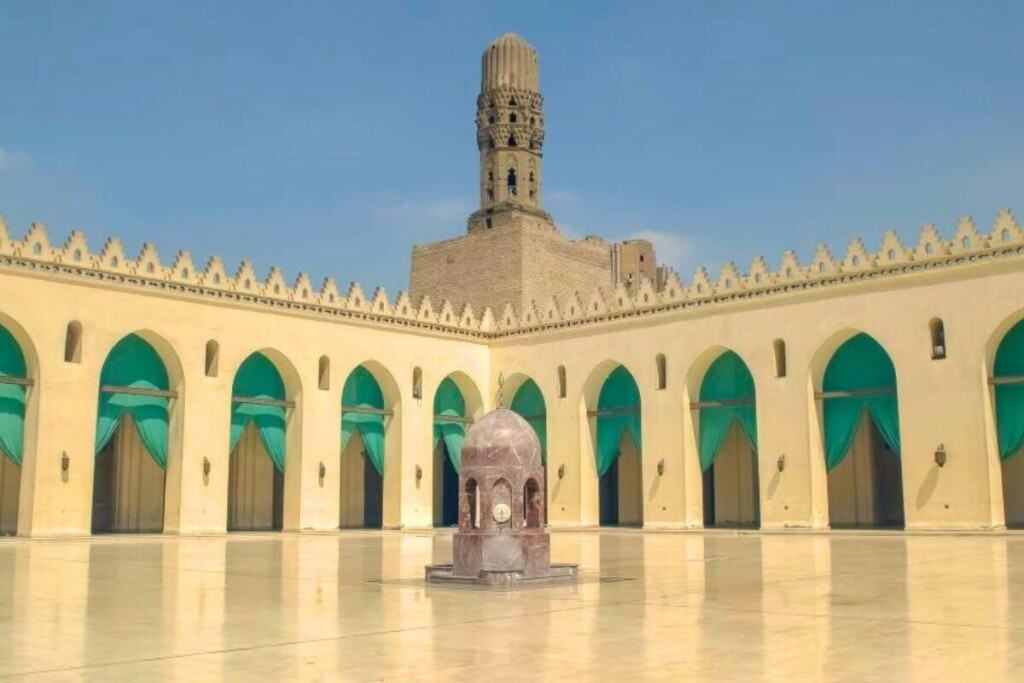 Al-Hakim Mosque