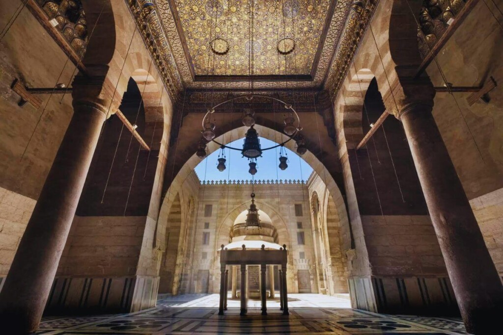 Muizz Street